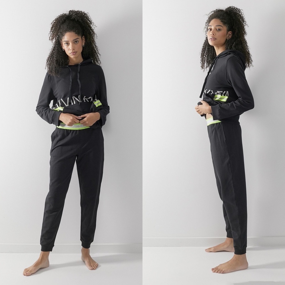 Women’s Calvin Klein Hazard Joggers Size XL